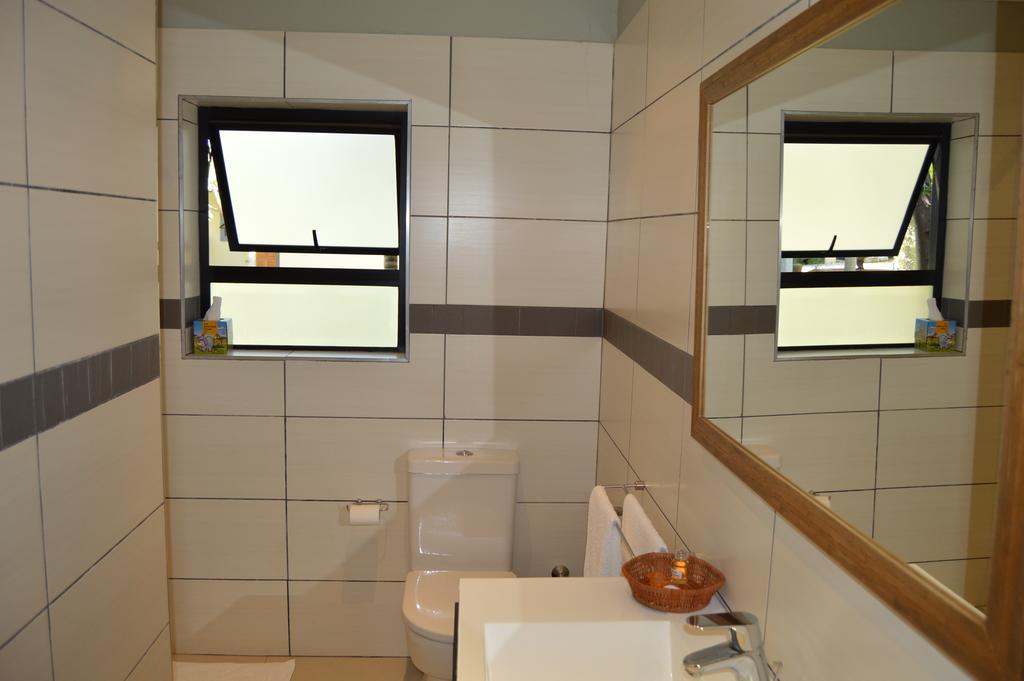 Aramesh Guesthouse And B&B Midrand Exterior foto